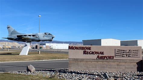 Montrose Regional Airport (MTJ/KMTJ) | Arrivals, Departures & Routes ...