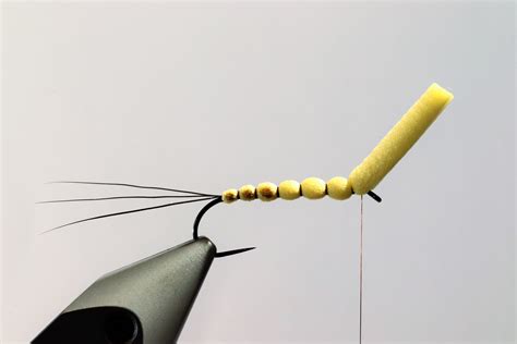 Luna Mayfly Tying Guide - Hatching Fly