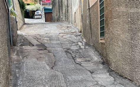 Albenga Interventi Di Asfaltatura In Via Becchignoli Ivg It