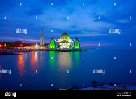 Majestic view of Malacca Straits Mosque during sunset Stock Photo - Alamy