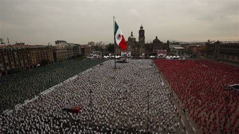 Mexico City sets world record after 14,299 attend mass boxing class - ESPN