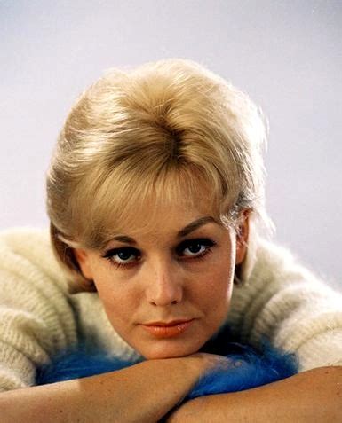 Kim Novak | Biography (Born 1933) / Gallery / Mailing Address