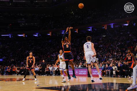 Knicks on the Court: December 20 vs. Warriors Photo Gallery | NBA.com