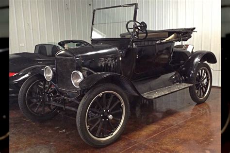 Topless Lizzy 1923 Ford Model T Roadster Barn Finds