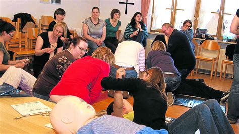 In Reichling Erste Hilfe Kurs F R Notf Lle Bei Kindern