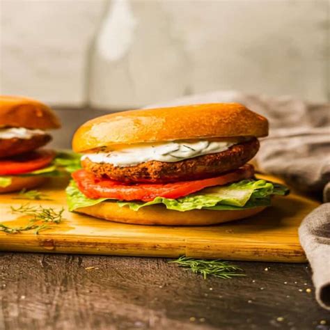 Salmon Burgers With Lemon Dill Yogurt Sauce Real Food With Sarah