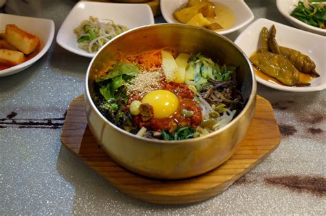 Thumper in Korea: KOREAN FOOD GALORE: BIBIMBAP