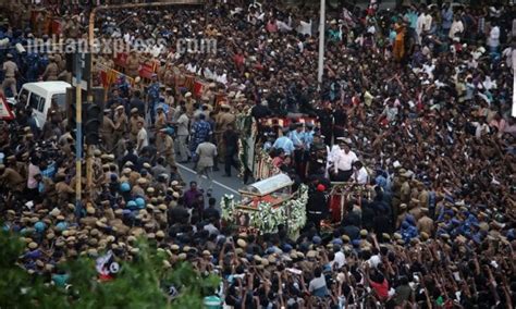 Jayalalithaa buried with full state honours; PM Modi, President Mukherjee pay homage | Picture ...