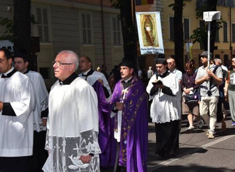 Modena Gay Pride sì del vescovo alla processione di riparazione La