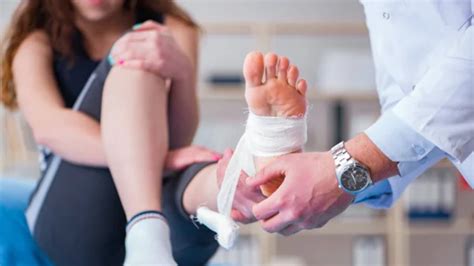 Orthopedic surgeons: who are they and what do they do? - DaVinci Health