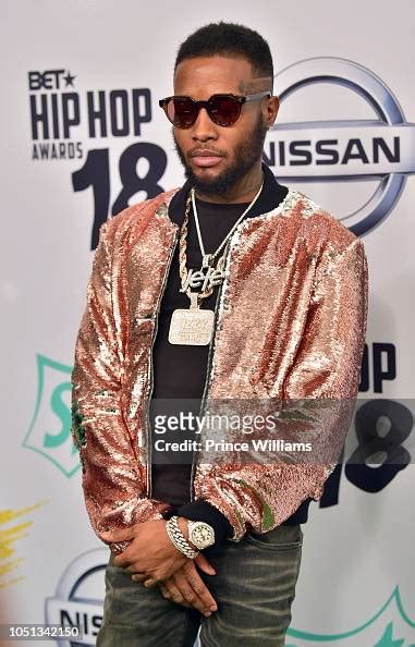 Rapper Shy Glizzy Arrives At The Bet Hip Hop Awards 2018 At Fillmore