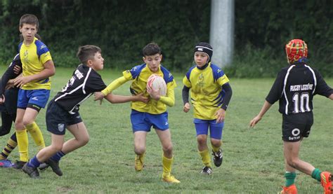 Saint Paul Trois Ch Teaux Rugby Les U En Tournoi International