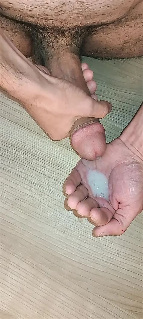 Good Masturbation And Great Cumshot Up Close Gay Amateur Porn Feat Whisky XHamster