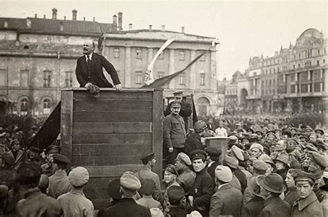 Vladimir Lenin Speech 1917