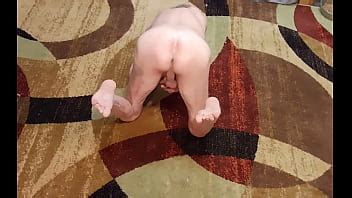 Busy Bottom Naked And Begging For A Good Fucking XVIDEOS