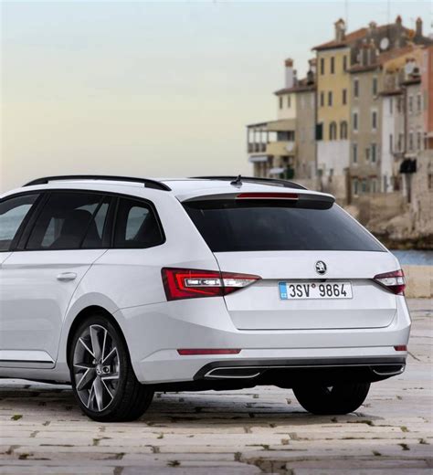 Skoda Superb A Listino La Wagon Sportline Quattroruote It