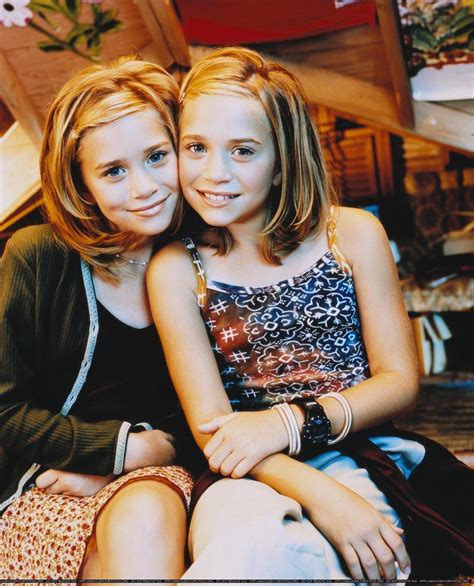 Mary Kate & Ashley | Olsen sister, Ashley mary kate olsen, Olsen twins