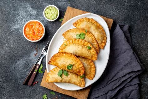 Aprende a preparar unas fáciles y deliciosas empanadas de roquefort