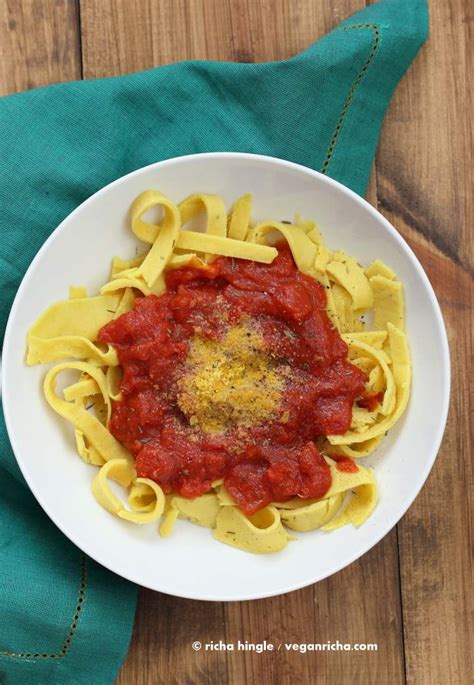 Vegan Chickpea Noodles With Garlic Tomato Sauce Vegan Richa