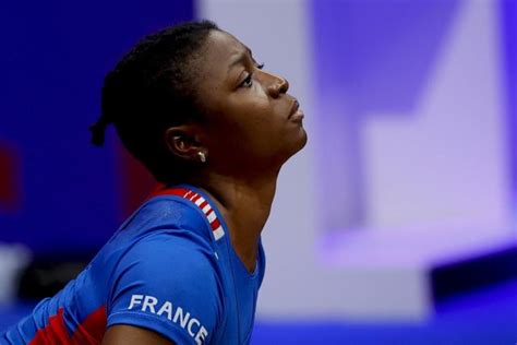 Haltérophilie Dora Tchakounté sixième aux Championnats d Europe d