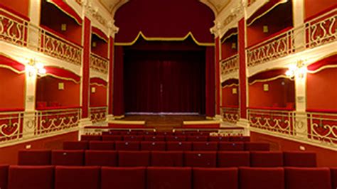 Teatro Comunale Di Nard Riparte La Stagione Di Prosa