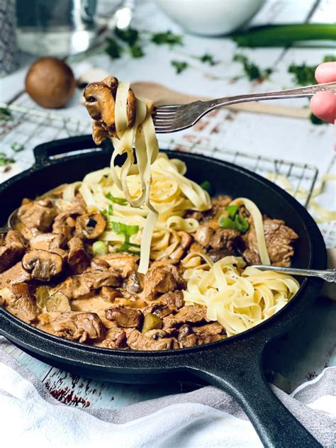 Boeuf Stroganoff Original Rezept für den Klassiker