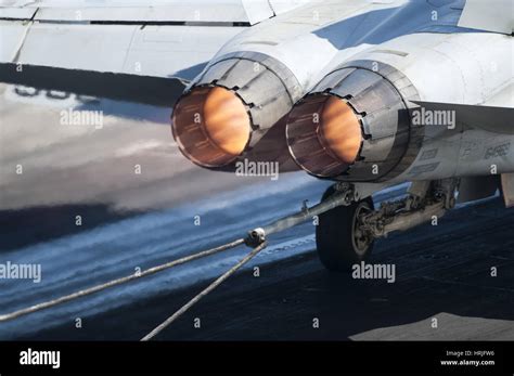 F/A-18C Hornet Lands on Aircraft Carrier Stock Photo - Alamy