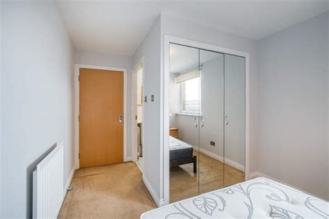 2 Bedroom Flat For Sale In Minerva Way Finnieston Glasgow G3 8ge