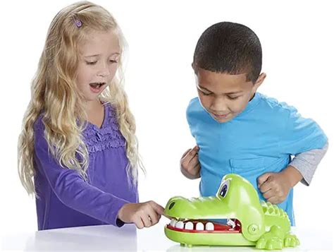 How To Play Crocodile Dentist Official Rules Ultraboardgames