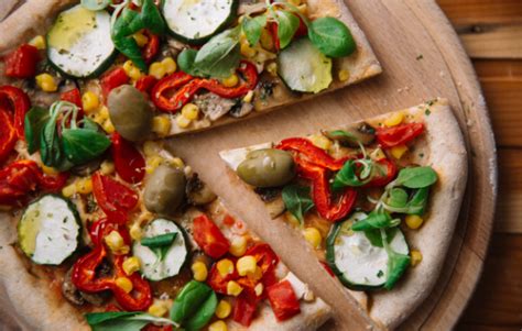 Best Vegan Pizza Toppings and Combos for Homemade Pizza