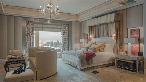 Four Seasons Hotel Hong Kong | Suites | Presidential Suite