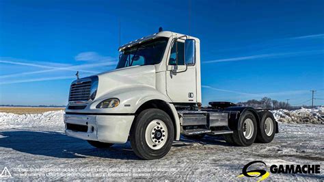 2008 Freightliner COLUMBIA C120 ALLISON Sleeper Truck St Paul De L