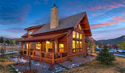 Escape to Luxury Cabins in Estes Park