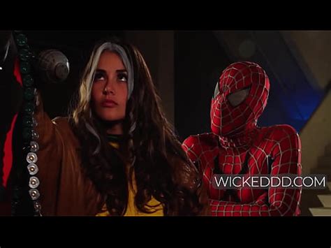 Deadpool Spidey Take Turns On Rogue XVIDEOS