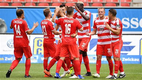 Fsv Zwickau Gewinnt Auftaktspiel Gegen Halle Radio Zwickau