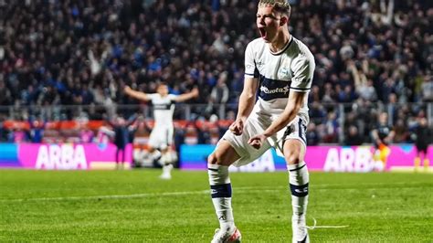 El Uruguayo Mat As Abaldo Meti Un Tremendo Gol Para Gimnasia Mir El