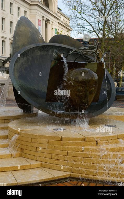 Centenary square fountain hi-res stock photography and images - Alamy