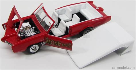 AUTOWORLD AMM957 04 Масштаб 1 18 PONTIAC GTO CONVERTIBLE MONKEEMOBILE