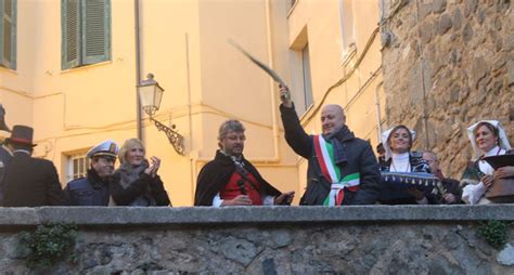 Frosinone Grande Partecipazione Per Linaugurazione Del Carnevale