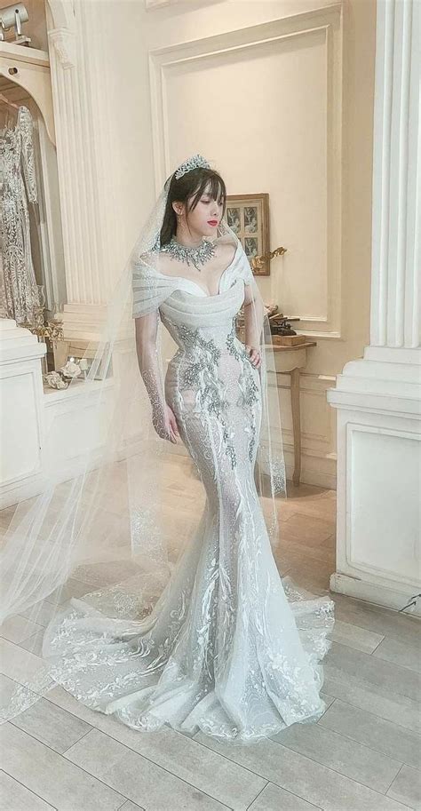 Ghim C A Andi Liong Jae Tr N Wedding Dress C D U M C I V Y C I