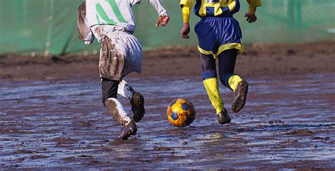 なぜ、サッカーは雨でも中止にならないのか？季節・暮らしの話題 2018年10月03日 日本気象協会 Tenkijp