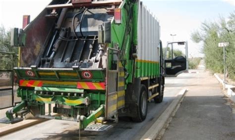 Garlasco Non Sapendo Come Tornare A Casa Rubano Un Camion Della