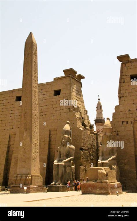 Estatua En El Templo De Amun En Karnak Fotos E Im Genes De Stock Alamy