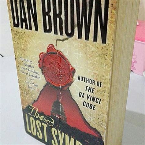 The Lost Symbol By Dan Brown Buku Alat Tulis Buku Di Carousell