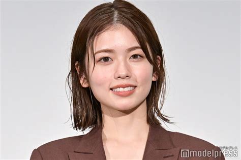 画像4 6 小芝風花「波よ聞いてくれ」スタッフから表彰 オリジナリティ溢れる贈り物が話題「手が込んでる」「愛を感じる」 モデルプレス