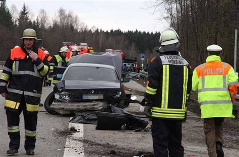 Reifen Geplatzt Bilder Vom Unfall Auf Der A