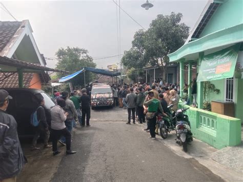 Malang Post Eratkan Hubungan Personel Kodim Takziah Ke