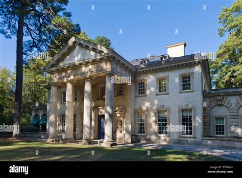 The Swan House An Early 20th Century Buckhead Mansion Now Part Of The