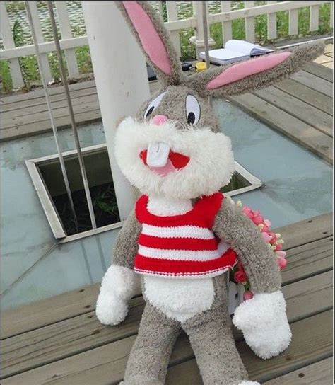 2020 Rabbit Plush Toys Bugs Bunny Plush Toy Rabbit Plush Toys Over Size ...