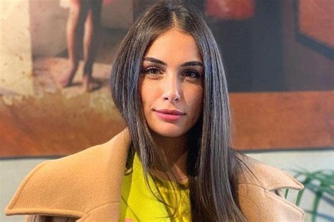 Ofelia Passaponti è Miss Italia 2024 chi è i suoi studi e il